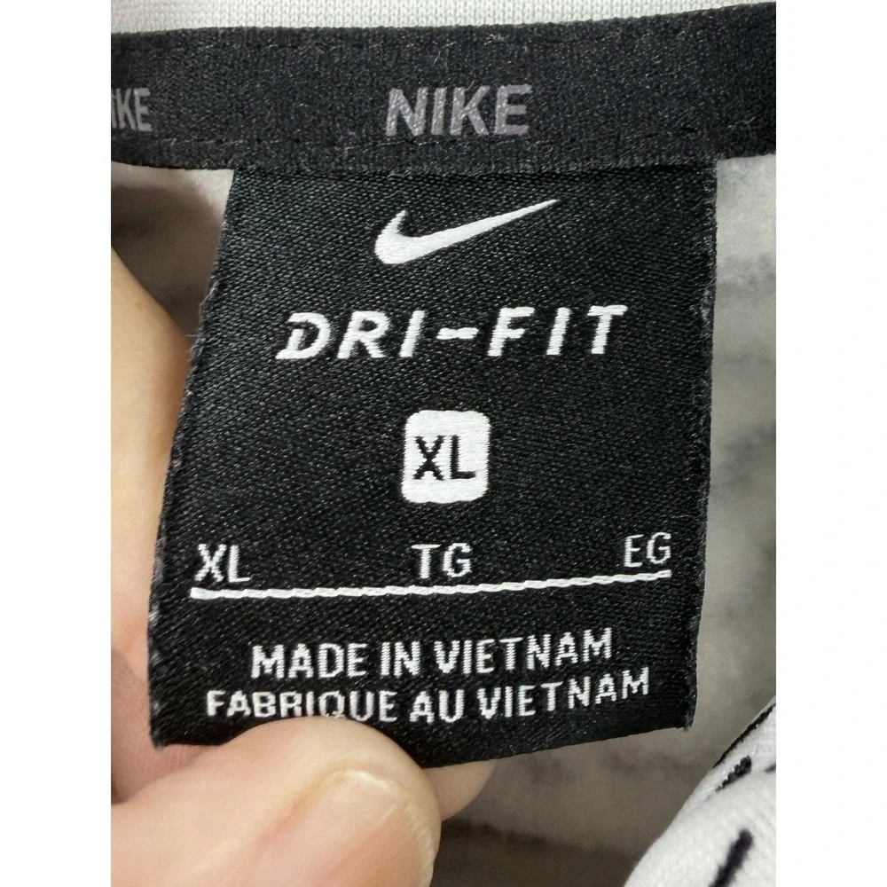 Nike Dri-FIT Mens XL Hoodie White Black Dash‎ Pattern Pullover Sweatshirt